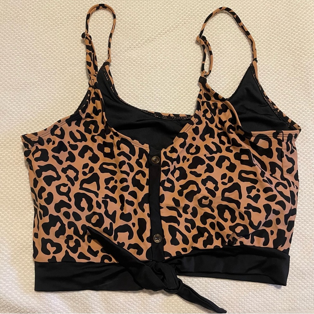 Coral Reef Leopard Print Swim Top size Medium